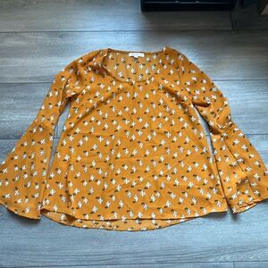 SM183 Love fire bell bottom cuff blouse